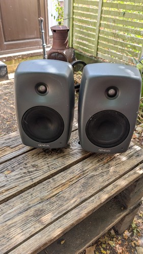 Genelec 8030c amplified - genelec,