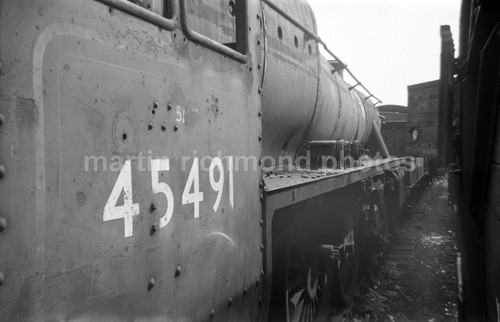 Barry scrapyard black - scrapyard, five