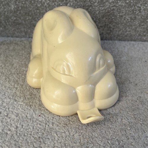 Vintage beige plastic - beige, rabbit
