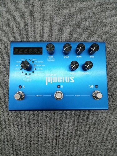 Strymon effector mobileus - strymon,