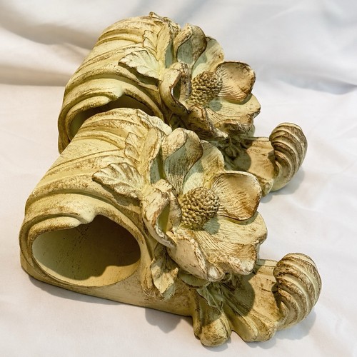 Set vtg ornate curtain - of,