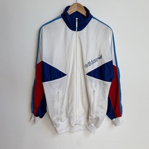 Vintage 90s adidas - vintage, embroidered