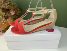 Boden Coral Suede Nude Leather T Bar Demi Wedge Sandals UK6 EU39 BNIB RRP£110