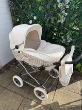 Eichhorn Beige Wicker Pram