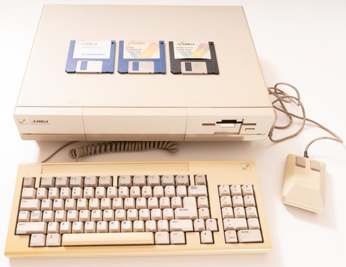 Commodore amiga 1000 imported - 1000,
