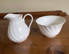 Wedgwood Candlelight Creamer and Sugar Bowl