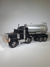 Novelty Alarm Clock  Tanker