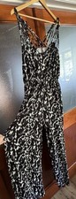 Resort - Black & White Animal
