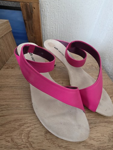 United nude loop - united, hi