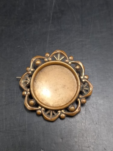 Vintage yellow metal - yellow,