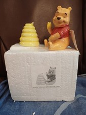 DISNEY STORE  POOH BEEHIVE SALT AND PEPPER POT SET