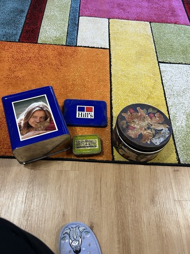 Bundle vintage empty tins - bundle,
