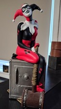 Plastoy Harley Quinn On The