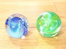 2x Vintage Caithness Art Glass