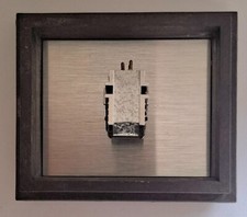 * without styus * Shure V15 mk III cartridge and original box