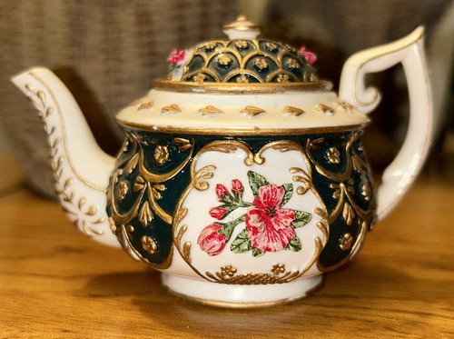 Elizabeth hall vintage - elizabeth,