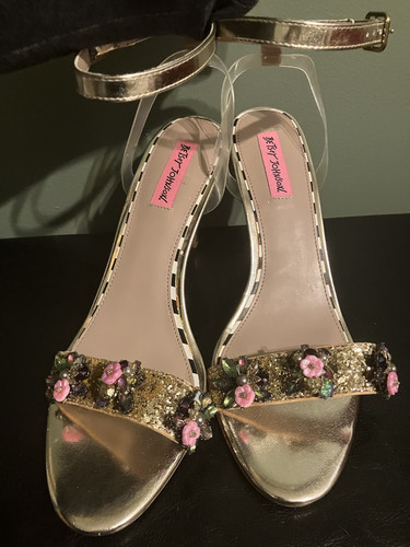 Discontinued betsey johnson - discontinued,