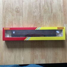 Hornby  R4351 BR MK1 Corridor