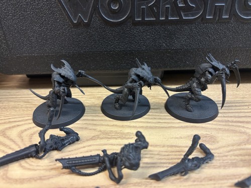 Warhammer 40k tyranids warrior - 40k,