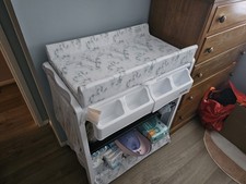 2 in 1 baby changing table and baby bath 