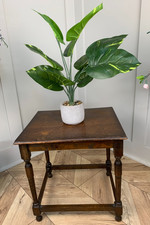 VINTAGE SIMPLE OAK COFFEE PLANT LAMP TABLE TURNED LEGS 18"H 18"W 15"D