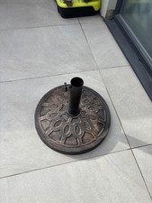 Garden umberella base - cast iron effect