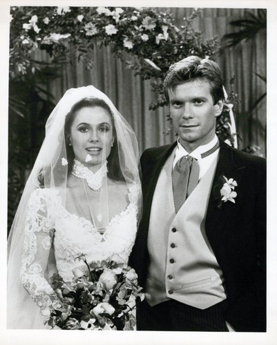 Falcon crest - falcon, (1981)❤️