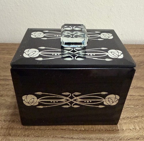 Stunning rennie mackintosh - stunning,