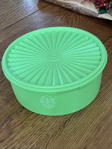 Vintage tupperware 1204 - #1204, lime