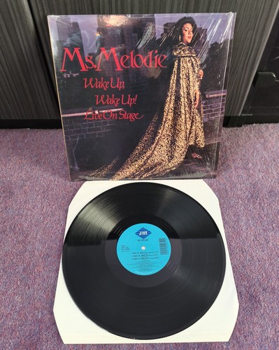 Melodie wake up - up,
