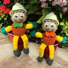 KNITTING PATTERN - Bill and Ben inspired Choc orange cover / 28cms  Garden toy