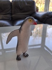 Penguin Toy Model Figure