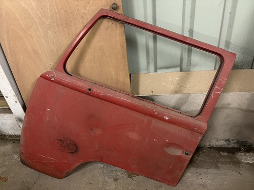Volkswagen bay window near - t2,
