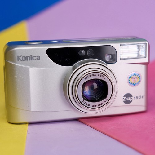 Konica 150e 35mm film - z-up,