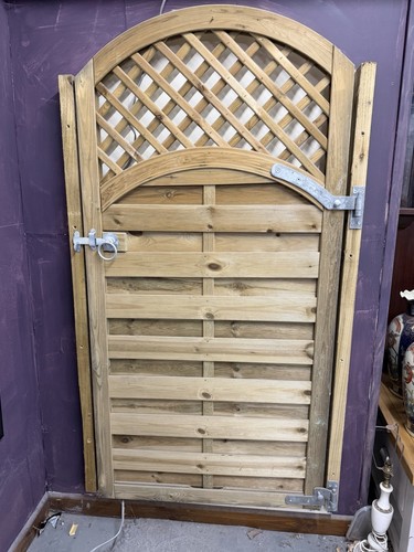 Large arched wooden - arched,