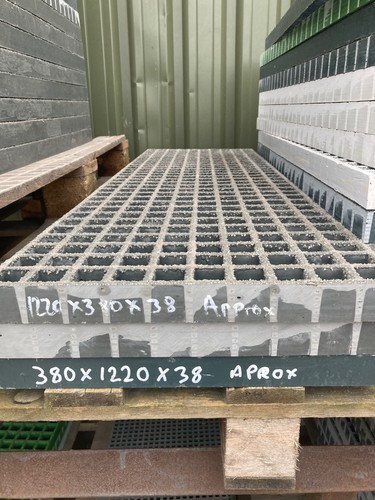 Non slip grp grating panel - slip,