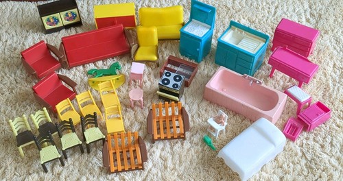 Doll house 1960s - house,