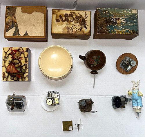 Vintage music box lot - vintage,