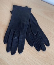 DENT FOWNES Black Soft Leather Gloves Silk Lined Size 7 Vintage Denise