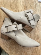 Aquatalia by Russell £ Bromley Beige Leather Shoe Boots with Cuban Heel 7/8 