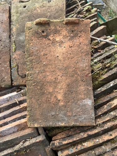 Plain clay roof tiles - clay,