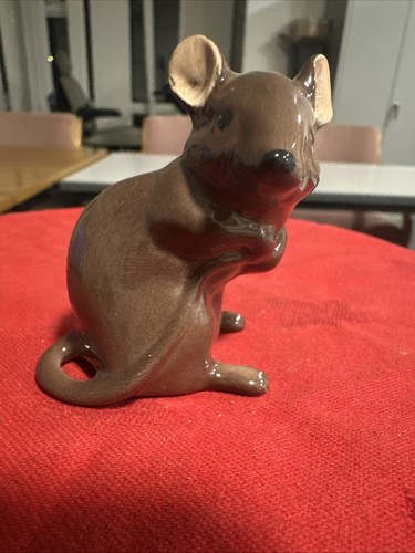 Beswick dark brown mouse - brown,