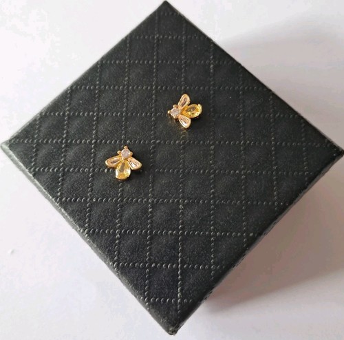 Lovely pandora honey bee stud - pandora,