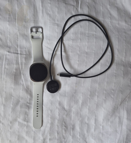 Samsung galaxy watch - 8, 40mm