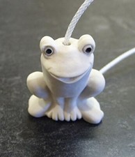 Ceramic Cord Pull Frog