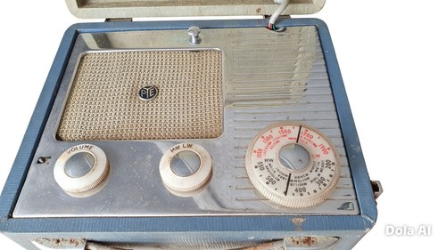 Vintage pye jewel portable - vintage,
