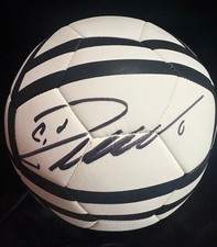 CRISTIANO RONALDO CR7 SIGNED