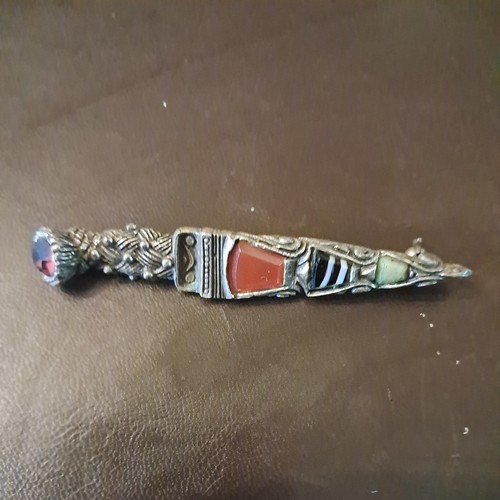Vintage miracle brooch kilt - miracle,