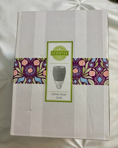 Scentsy glitter rose - glitter, plug