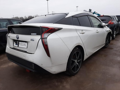 2016 toyota prius 6 - toyota,